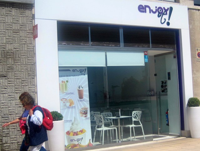 frozen yoghurt Santander ice-cream