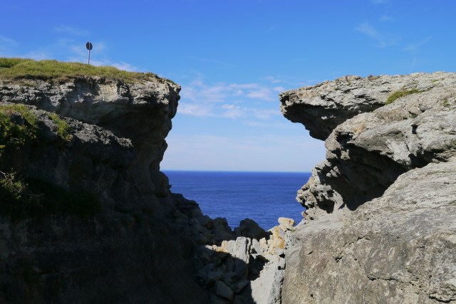 Cueto faro walk pantheon horse-riding William Rowland Jose Jackson