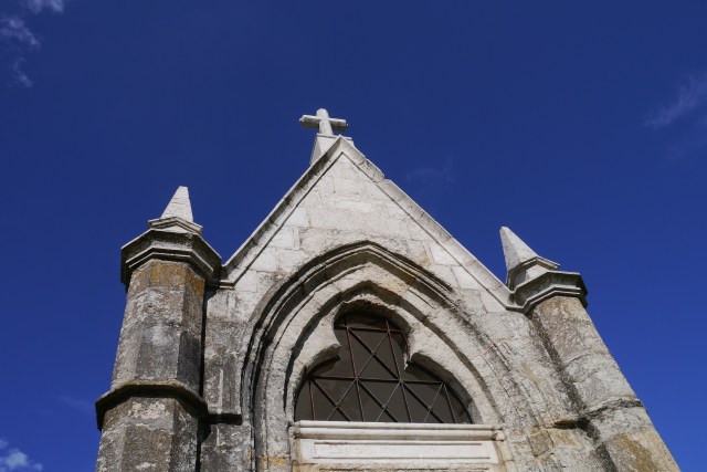 Cueto faro walk pantheon horse-riding William Rowland Jose Jackson