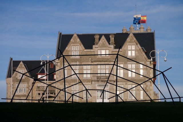 Pamela Cahill Magdalena Palace Palacio Santander Spain Sculptures 