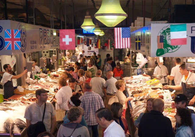 market tour food Spain Santander Esperanza